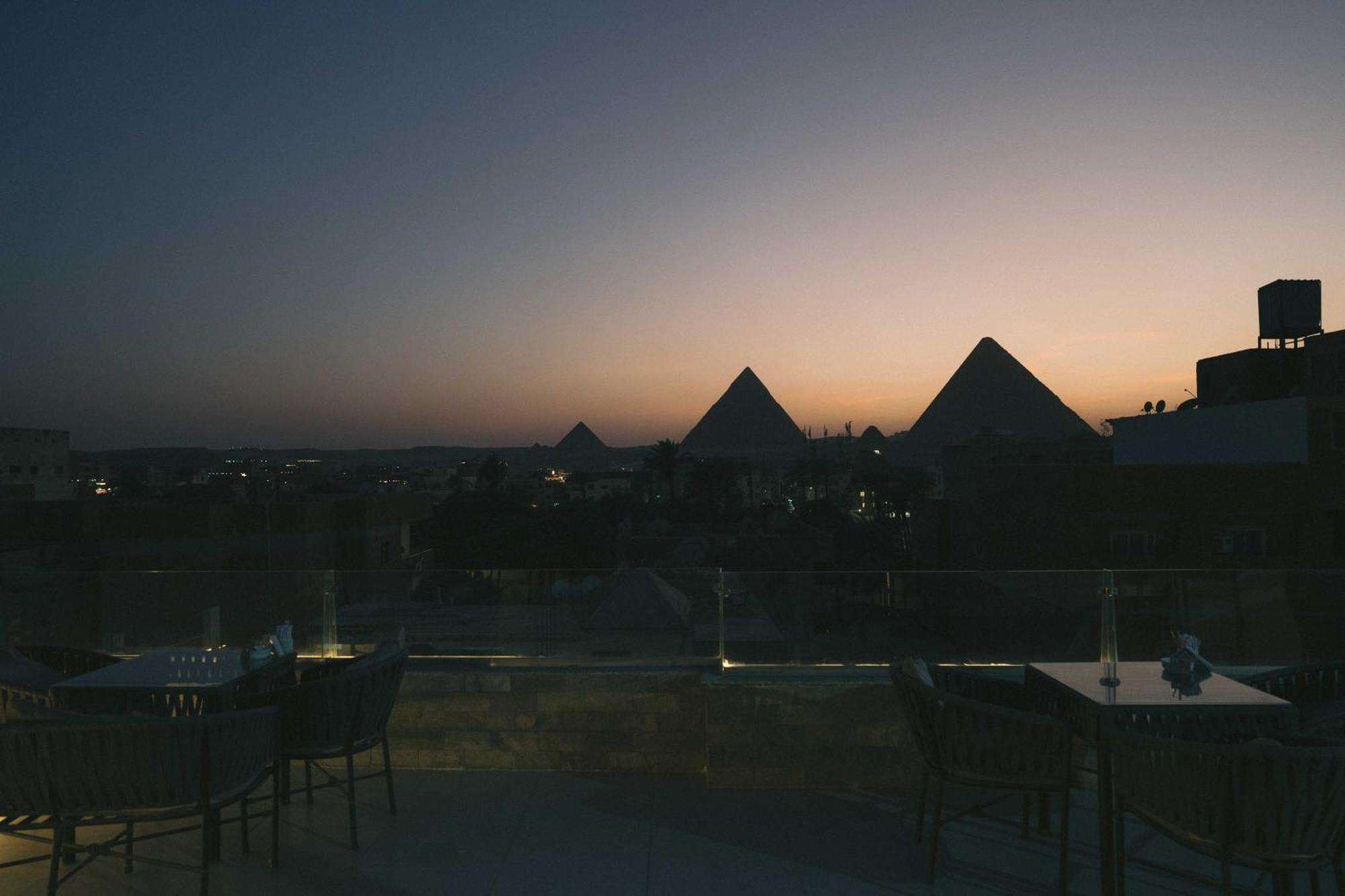 Tuya Pyramids Inn Kafret el-Gabal エクステリア 写真