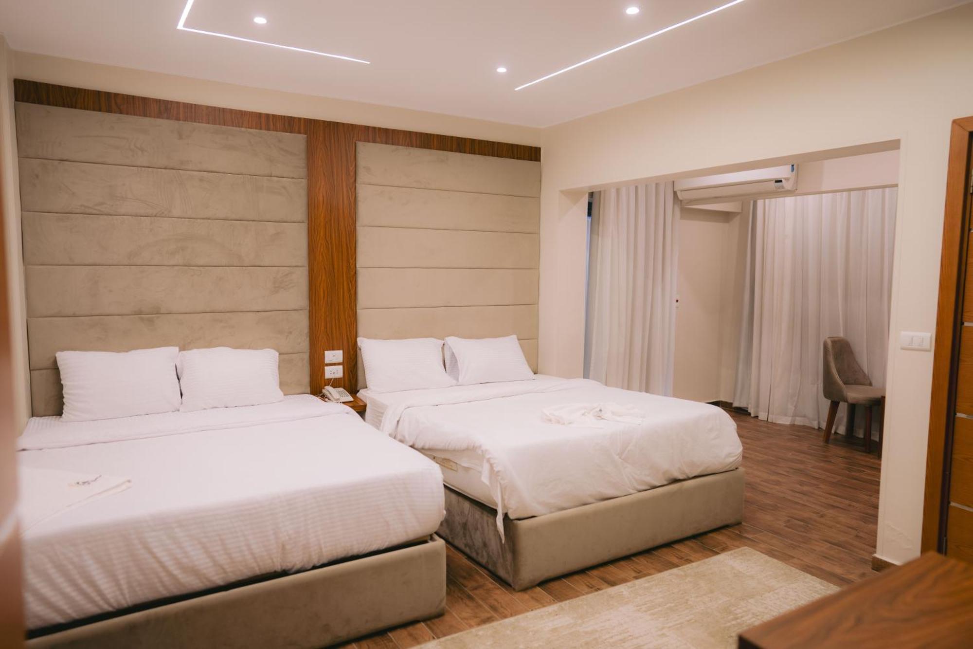 Tuya Pyramids Inn Kafret el-Gabal エクステリア 写真