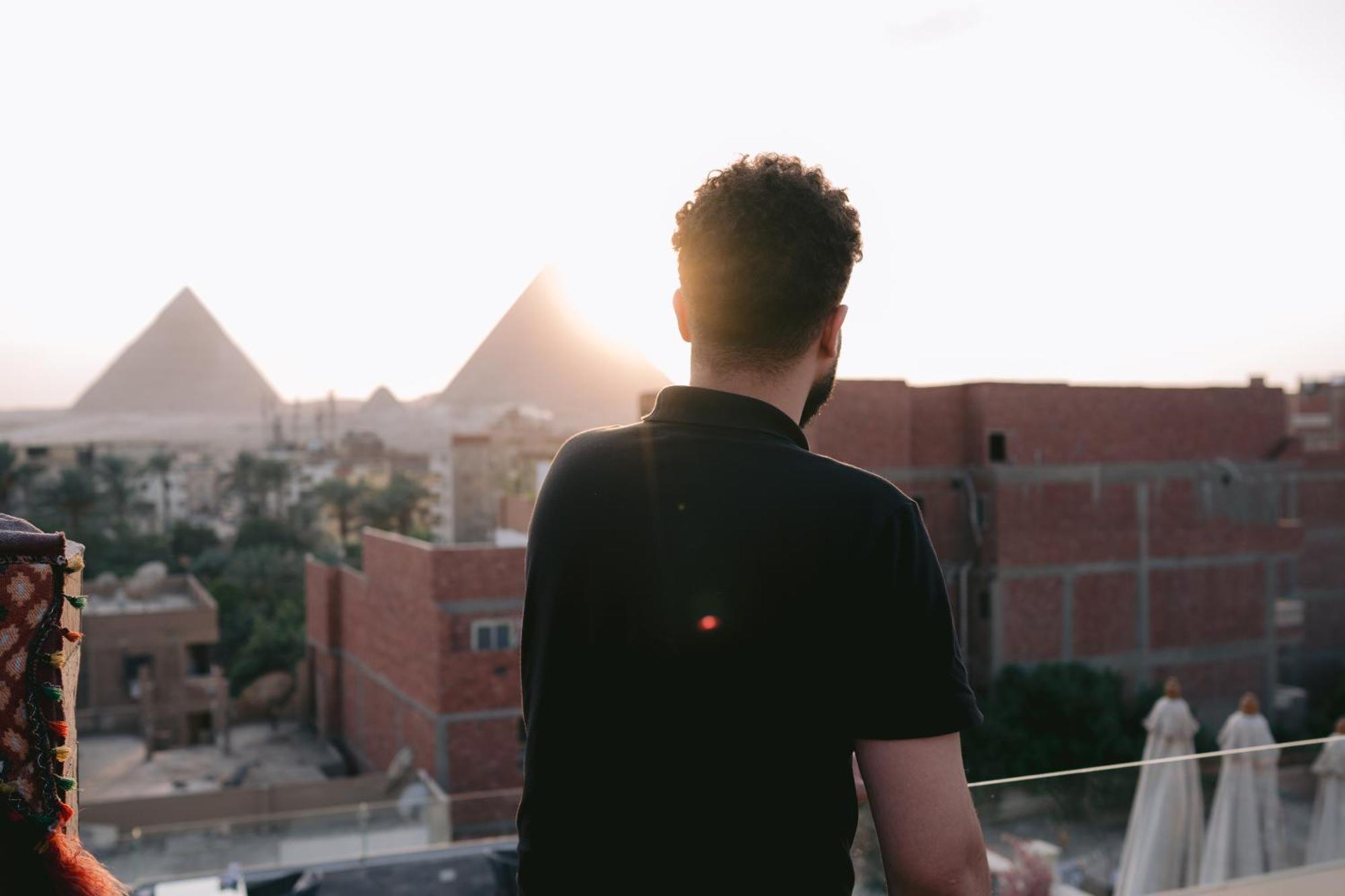 Tuya Pyramids Inn Kafret el-Gabal エクステリア 写真