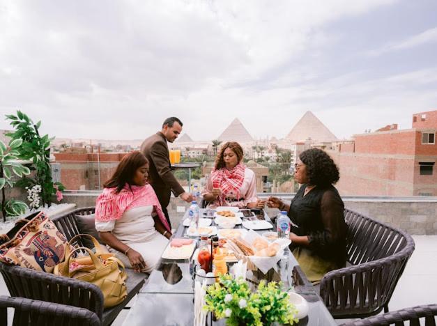 Tuya Pyramids Inn Kafret el-Gabal エクステリア 写真